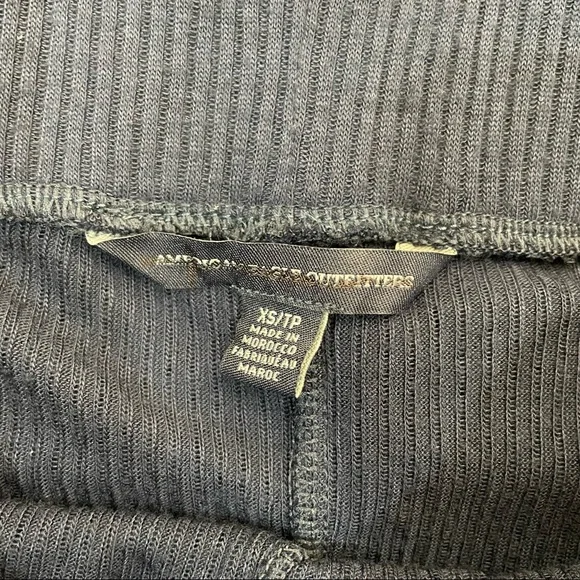 NWOT American Eagle Navy Semi Sheer Ribbed Leggings - Picture 2 of 7